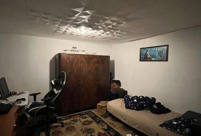 Casă cu 5 camere cu Teren 468 Mp în Central - 9