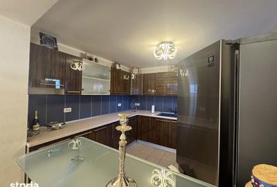 Casă cu 9 camere cu Teren 1100 Mp în Ștefănești - 2