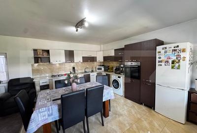 Casa individuala spatioasa, situata in zona centrala a orasului Teius - 7