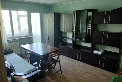 Apartament cu 3 camere semidecomandat în Tomis Nord - 6