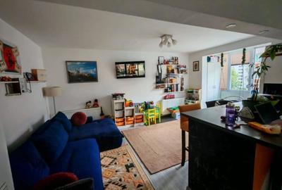 Apartament cu 3 camere decomandat în Astra - 3
