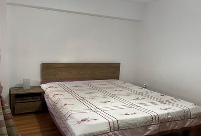 Apartament cu 2 camere decomandat în Tractorul - 3