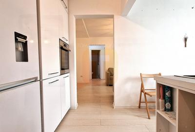 Apartament cu 3 camere semidecomandat, mobilat în Ultracentral - 1