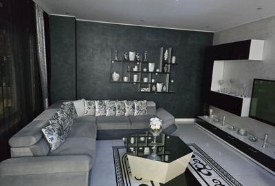 Casă individuală cu 6 camere cu Canalizare în Km 5 - 20