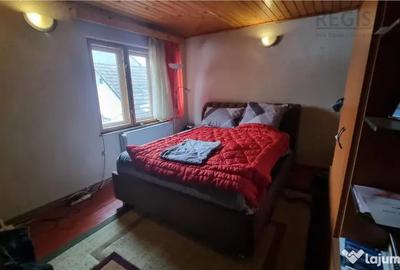 Casă cu 5 camere cu Teren 240 Mp în Zizin - 10