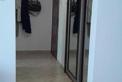 Apartament cu 2 camere semidecomandat în Podu Roș - 6