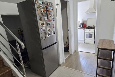Apartament cu 3 camere în Ștefăneștii de Jos - 2