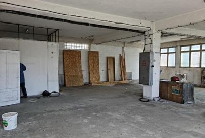 Spațiu comercial, de 600 mp, în Uzina 2 - 2