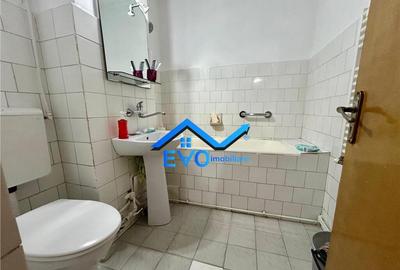 Apartament de cu 3 camere, Zimbru - 2