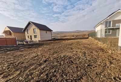 Teren de 750 mp, în Hamba - 2