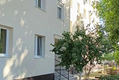 Garsonieră decomandată în UTA - 2