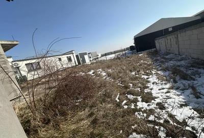 Casă cu 4 camere în Central - 1