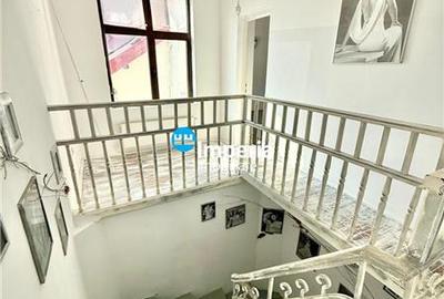 Casă individuală cu 9 camere cu Canalizare în Centru Civic - 6