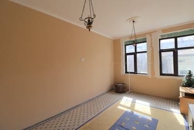 Birou, de 1,765 mp, în Victoriei - 8