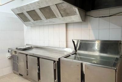 Casă cu 10 camere cu Canalizare în Grivița - 8