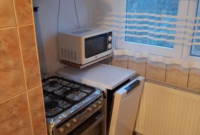 Inchiriez apartament 2 camere decomandat zona Soarelui - 7