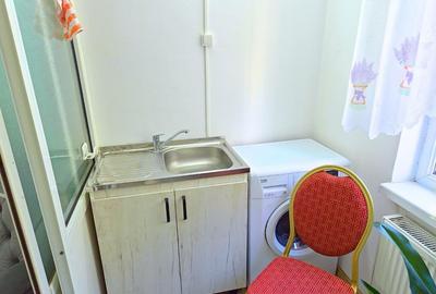 GARSONIERA DE INCHIRIAT - TRAIAN, ETAJUL 1 - 1