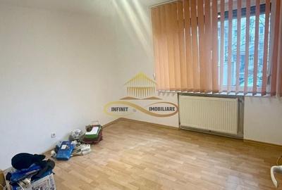 Apartament cu 4 camere decomandat, mobilat în Alecu Russo - 2