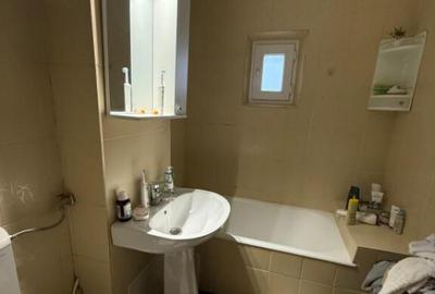 Apartament cu 2 camere decomandat în Rovine - 3