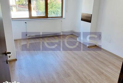 Spațiu comercial, de 80 mp, în Decebal - 3
