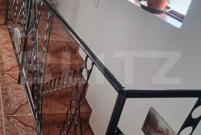 Casă cu 4 camere în Piatra - 4