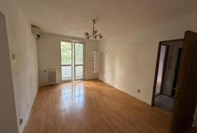 Titan 2 Camere Etaj 1 49 Mp Bloc Reabilitat 10 Min Metrou 10 Min Parc IOR - 2