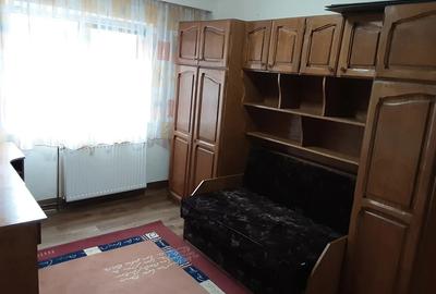 Apartament cu 3 camere decomandat în Central - 2