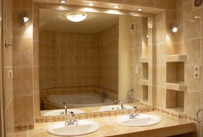 Două propietăți de vânzare în orașul sratiune Gyula, în Ungaria. - 5