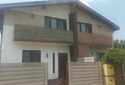 Duplex cu 4 camere în Berceni
