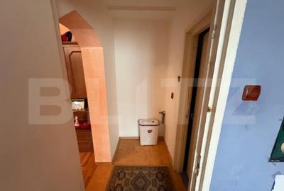 Apartament cu 2 camere semidecomandat, mobilat în Micro 4 - 6