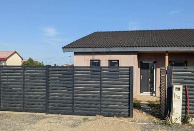 Sag- 3 camere- interiorul la rosu - 1