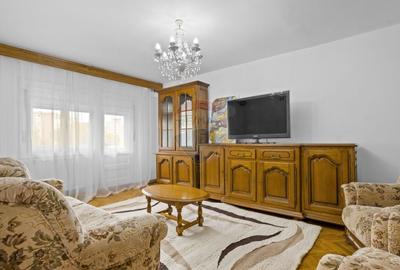 Apartament de inchiriat cu 3 camere, 2 bai, in zona Micalaca - 1