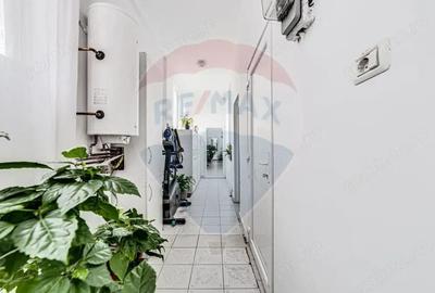 Spațiu comercial, de 130 mp, în Central - 7