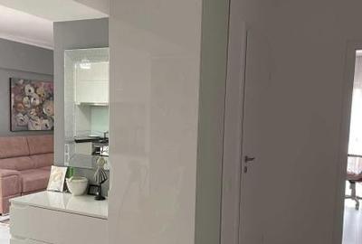 Vanzare apartament 3 camere cu loc de parcare Moghioros Park/ Drumul Taberei - 3