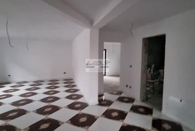 Casă cu 5 camere cu Teren 504 Mp în Tătărăști - 4