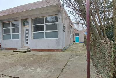 Spațiu comercial, de 80 mp, în Sud - 1