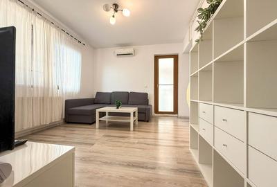 Apartament cu 2 camere semidecomandat, mobilat în Metalurgiei
