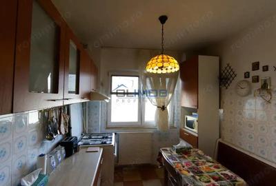 Apartament 3 camere de vanzare vedere spate Bulevardul Tei - 5
