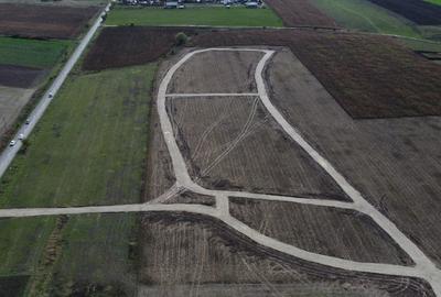 Loturi intravilan-curti constructii, la intrare in Bod dinspre Sanpetru, RATE - 3