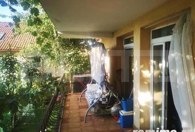 Casa 10 camere, 300 mp utili , teren 700 mp - 8