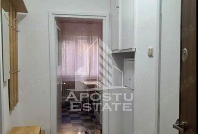 Apartament cu 2 camere semidecomandat, mobilat în Complex Studențesc - 13