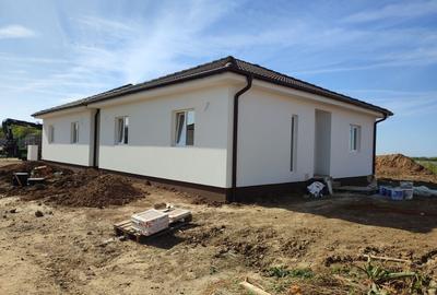 Casă individuală cu 3 camere cu Teren 300 Mp în Exterior Vest - 12