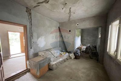 Casa cu 4 camere Suraia - 11