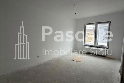 Casă cu 4 camere cu Teren 299 Mp în Central - 2
