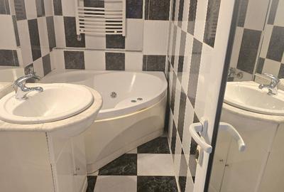 Apartament cu 2 camere decomandat în Decebal - 10