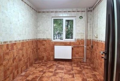 Apartament cu 4 camere decomandat în Colentina - 14