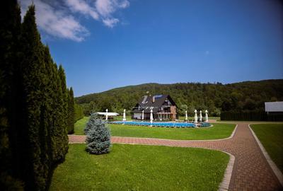 Casă cu 4 camere în Putna - 1