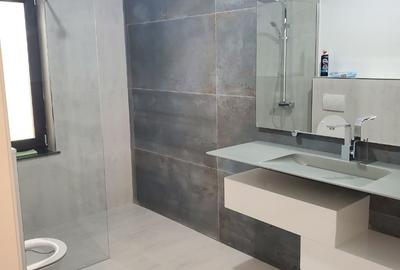 Casă cu 4 camere în Central - 3