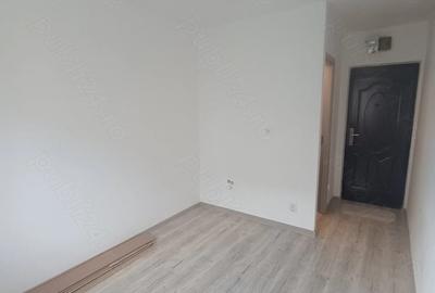 Garsonieră decomandată în Central - 5