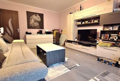 Apartament cu 2 camere decomandat în Lotus